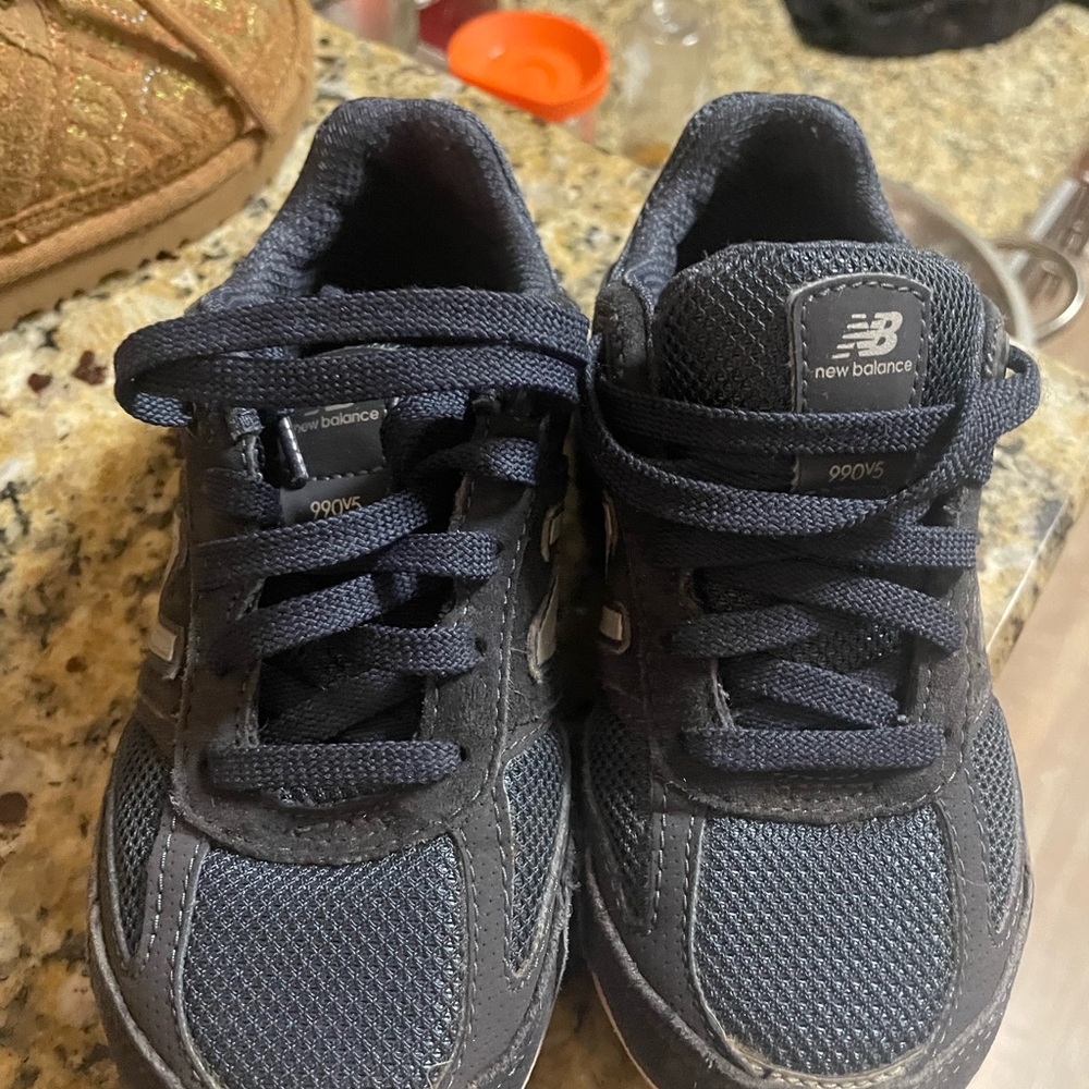New Balance Black Sneakers